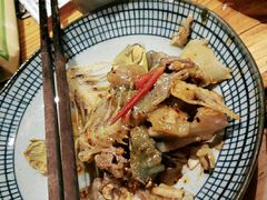 -野山舂·贵州现舂酸汤火锅(鸿通城店)