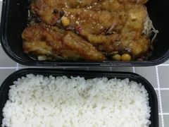 麻椒无骨烤鱼饭-鲲少爷烤鱼饭.螺蛳粉·清真(爱琴海店)