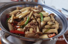 Tea Tree Mushroom Hot Pot