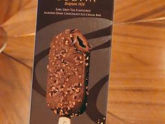 扁桃仁伯爵红茶味夹心冰淇淋-GODIVA(万象城店)