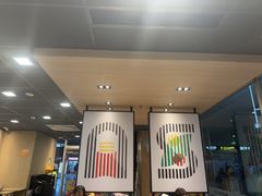 -麦当劳(轻轨曹杨路店)