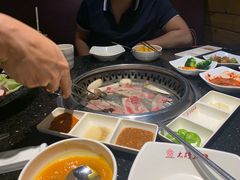 -木槿花韩式炭烤·熟成肉工坊(孙文东路店)