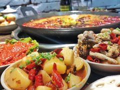 耙芋儿-四小区火锅·巷子里的重庆火锅(花照壁店)