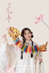 -喜爱高定婚纱摄影