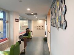 -戊辰亲子游泳俱乐部