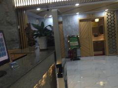 -绿岛汤泉韩式休闲会所