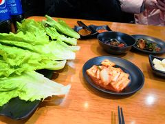 -肉甲韩国木炭烤肉(新壹街1店)