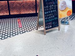 -荣小馆(椒江青悦城店)