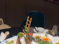 -忆江南·临江鱼馆