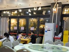 -鹏城人家海鲜酒家·23年老字号(较场尾店)