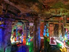 -泰安地下龙宫景区