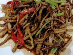 -盒马渔市(平高企业集团·平高广场店)