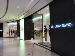 -URBAN REVIVO(七宝领展广场店)