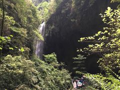 -龙水峡地缝景区