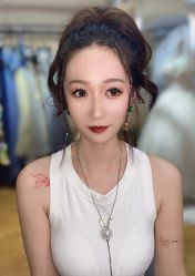 点击看大图 -爱伊人婚纱礼服美妆馆