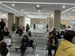-上海大学附属上海和平眼科医院