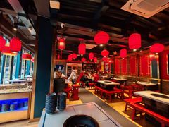 -爱你您·自家鱼塘·活水喷泉鱼火锅(八里店)