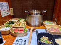 -独食火锅·半米屋台(直营总店)