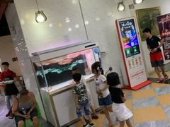 -凤凰路何眼镜香辣蟹(花果园店)