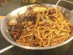 -满格嗦新疆椒麻鸡火锅.炒米粉(川大江安校区店)