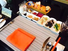 -万达文华酒店·48F云端窗景美食汇自助餐厅