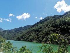 -龙潭峡谷漂流