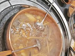 -阿山卓·野生菌火锅·纳西火塘烤肉