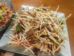 -三叔特色自贡菜(中海国际店)
