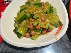 -胖哥俩肉蟹煲(长沙高铁吾悦广场店)
