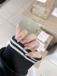 -晨·艺美甲美睫