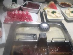 -海底捞火锅(海宁路店)