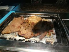 -阪尚皇·原切牛排·烤肉火锅自助(北京路店)