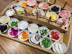 -双桥园·云南过桥米线(古城南门店)