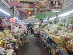 -瓦洛洛传统市场