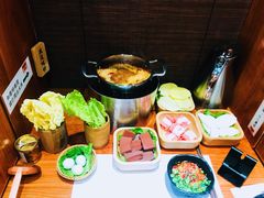-独食火锅·半米屋台(直营总店)