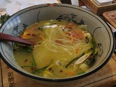 -芸南道·过桥米线(昆明老街旗舰店)