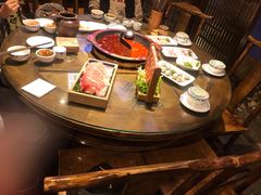-老房老舍重庆火锅(假日城市店)