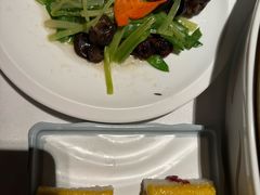 -八府香鸭·啫啫煲(华山路店)