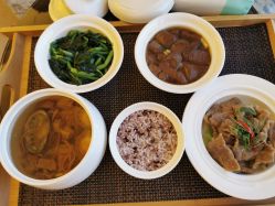 -臻康乃馨月子中心(集美店)