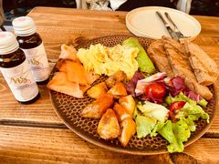 -Brut Eatery悦璞食堂(建国东路店)