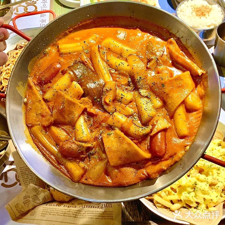 阁下 请和我一起吃韩料🇰🇷吧~