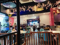 -老街烧烤大排档·地道湖北菜·龙虾馆(汉口火车站店)