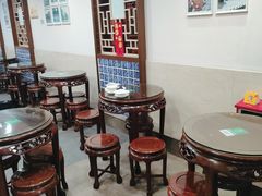 等位区-仁信老铺甜品(北京路店)
