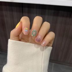 -UMl Nail 尤米美甲美睫半永久