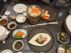 -半岛翡丽海鲜自助餐厅(观风亭店)