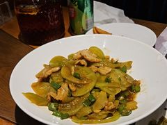 -黄泥岗·地道湖北菜(奥特莱斯店)