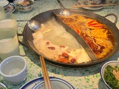 -鸿姐老火锅(疁城新天地店)