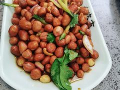 -八次方巴乡石锅鱼·金海湖水库活鱼(谷丰东路店)