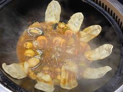 -锅来乐地锅鸡(安亭店)