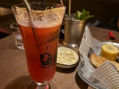 -FOUR PLAY BAR